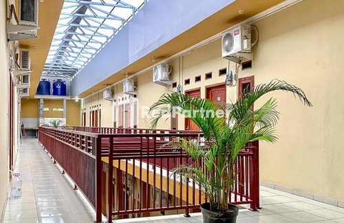 Java Hotel | PSM Syariah Guest House RedPartner