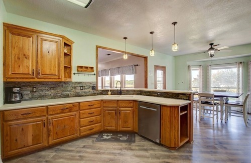 Sherman Casa | Psquare Ranch-Pool & Hot tub