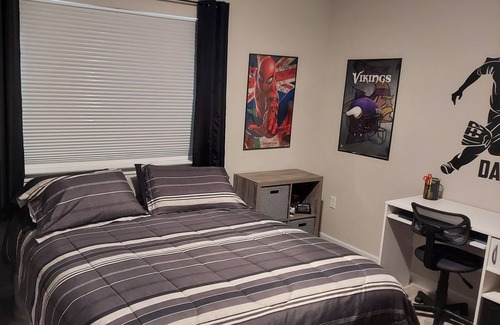 Bellefonte Casa | PSU-WE ARE 7 miles away. Free Breakfast, Home Gym & Ping Pong