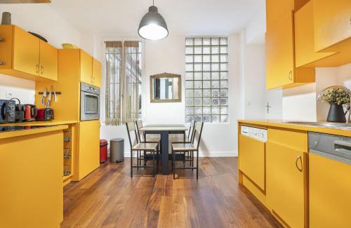 Quartier de la Folie-Mericourt Apartamento | Psychedelic
