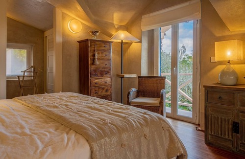 Carvoeira Casa | Romantic Suit with pool , spa & gym
