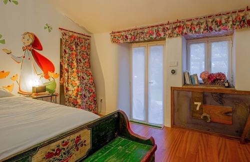 Carvoeira Casa | Relaxing suite, The little red riding Hood, Spa & Pool, Cerrado das Fontainhas