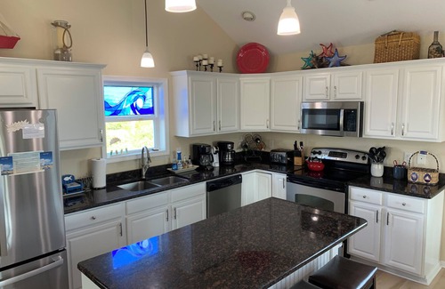 Avon Casa | Playero y hermoso en Avon Kinnakeet Shores 4Br-4 Masters! ¡¡Bancos externos!!
