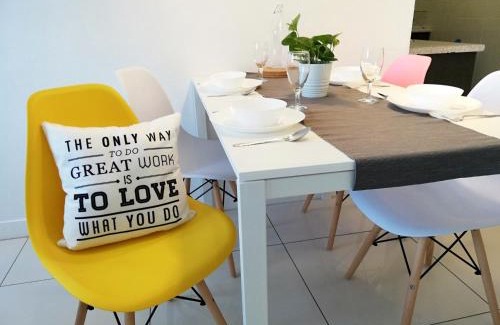 Bandar Puchong Jaya Apartamento | Puchong Skypod Residence, 1-4pax unit, Walking Distance to IOI Mall, 10min Drive to Sunway