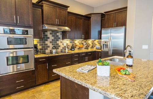 Scottsdale Estates Nine Casa | 60% de descuento | 5 minutos en coche al casco antiguo!| Duerme 14 ❤ por AvantStay
