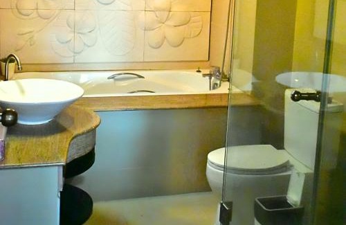 Puk Tian Apartamento | Puektian Seaview Family Suite Pool