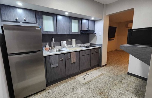 Sabana Abajo Apartamento | Puerto Rico: 5-Minute Airport / Parking / Carolina, San Juan.