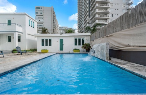 Punta Las Marias Apartamento | Puerto Rico Beachside Rental w Pool Otium Rentals