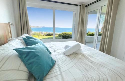 Tongoy Apartamento | Puerto Velero Primera Línea Primer Piso con Jardín, Piscina y Playa! 2pax