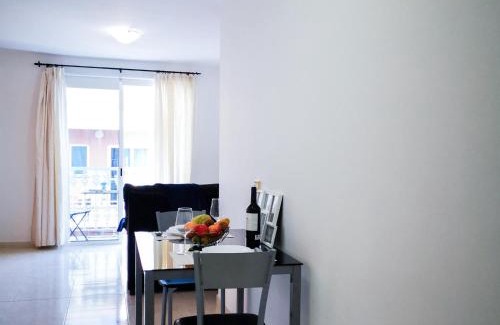 Playa San Juan Apartamento | Puesta de Sol Rentals 3BR