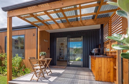 Pohara Cabina | Pukeko Studio