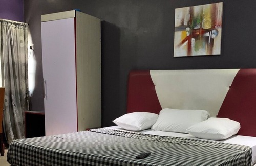 Surulere Hotel | Pulville Boulevard