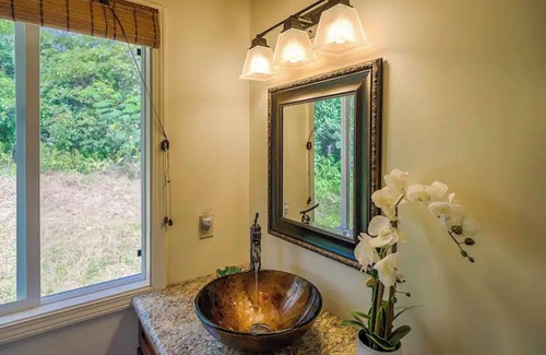 Pahoa Apartamento | Puna Rainforest Hot Spring Retreat - Green Bamboo Cottage