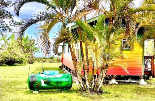 Pahoa Cabaña | Puna Rainforest Retreat Hotspring - Blue Ginger Cottage