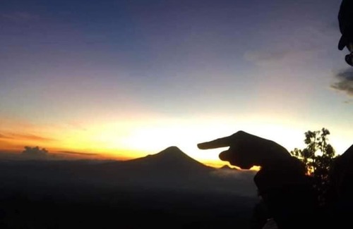 Sulawesi Otro | Puncak Melbyls Hill Resort Kumelembuai