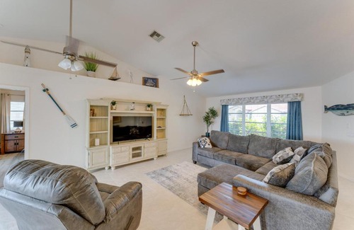 Burnt Store Isles Casa | Punta Gorda Oasis with Private Pool and Patio!
