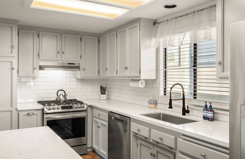 Grover Beach Casa | Pup Friendly 3BR Sleeps 8!