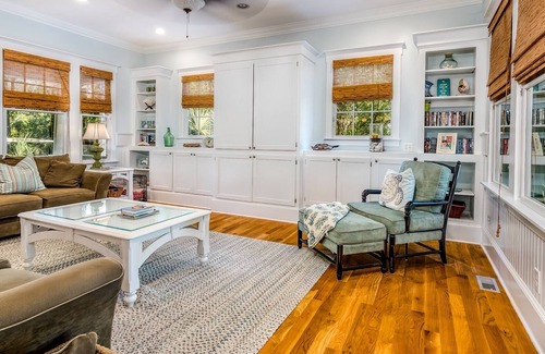Cape Fear Station Casa | Pura Vida | 5 Bed, 4 Bath