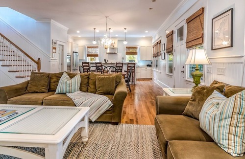 Cape Fear Station Casa | Pura Vida | 5 Bed, 4 Bath