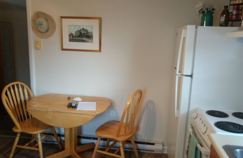 Matunuck Apartamento | Pura Vida The Marilla Pet Friendly walk to beach