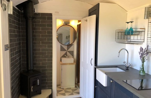Worth Matravers Cabina | Purbeck Shepherd Huts - Chapmans Pool