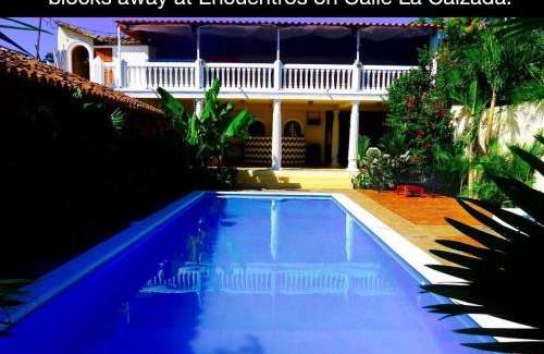 Granada Complejo | PURE Gym-Spa-Yoga-Lodging