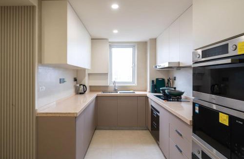Huangpu Apartamento | Pure Home-Near the Bund enjoys the beautiful scenery of the Bund 3-bedhome close to Yuyuan Garden Huaihai Road and Nanjing Road Pedestrian Street