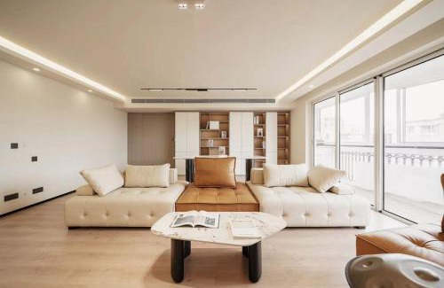 Huangpu Apartamento | Pure Home-Near the Bund enjoys the beautiful scenery of the Bund 3-bedhome close to Yuyuan Garden Huaihai Road and Nanjing Road Pedestrian Street