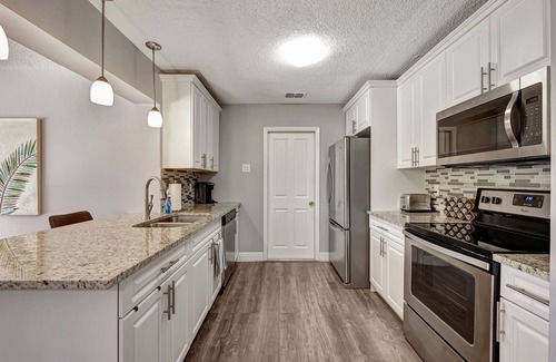 Port Saint Lucie Casa | Pure Living, Saltwater Pool, Low Toxin Getaway!