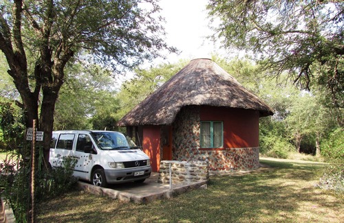 Thorny Bush Game Reserve Casa | Pure Wilderness in Amanzimlotzi Riverside Bush Bungalow in Limpopo, Kruger Park