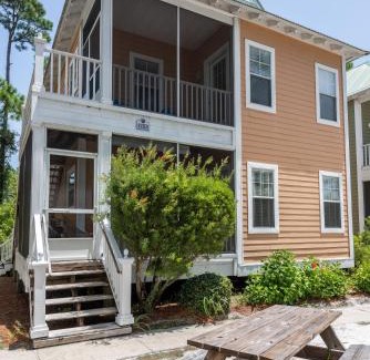 Ono Island Apartamento | Purple Parrot 37Cd By Pkrm