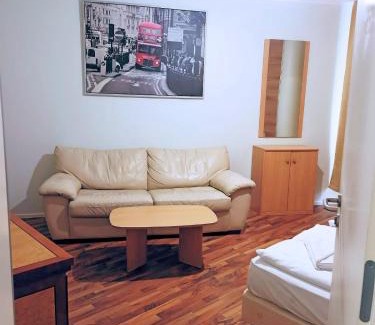 Schoeneberg Casa | Puschkin Rooms