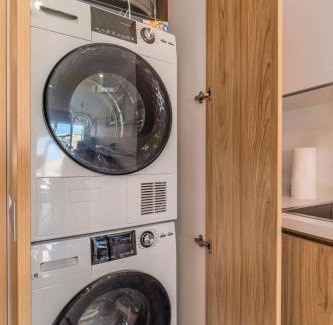 Oranjestad Apartamento | Put On Your Red Shoes And At This Condo