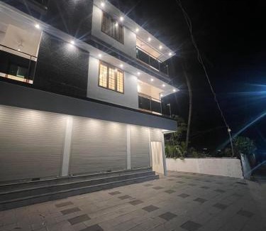 Kochi Apartamento | Puthussery Towers
