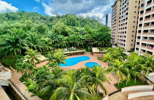 Taman Melati Casa | Putravilla Condominium Lovely & Spacious with Public Pool