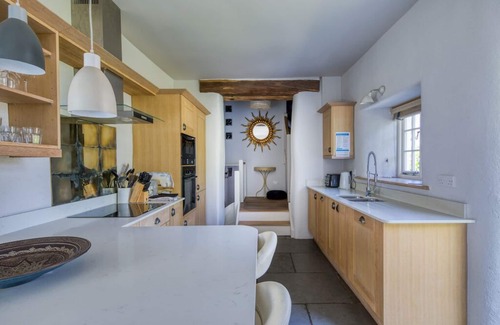 Putsborough Casa | Putsborough Manor Granero (Capacidad 4 + cuna) Tenis Perros Full Sky Jacuzzi Barbacoa Playa