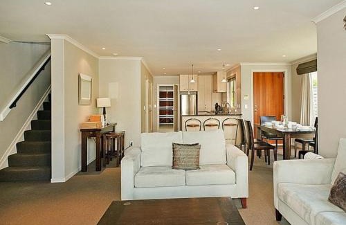 Pauanui Casa | Putt it at Pauanui - Pauanui Holiday Home