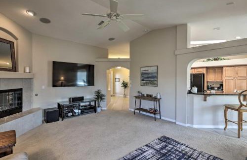 Lake Havasu City Casa | Putting Green and BBQ Modern Lake Havasu Oasis!