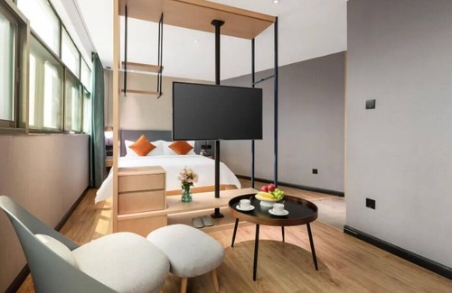 Buji Hotel | Puyue Hotel - Shenzhen East Railway Station Buji Metro Station