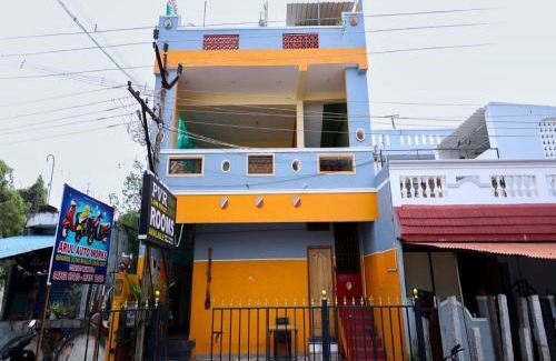 Kuilapalayam Hotel | PVR Guest House