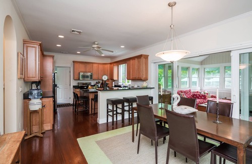 North Haven Casa | PVT Sag Harbor Beachfront community - Saline Solar Hted Pool, Community Tennis.