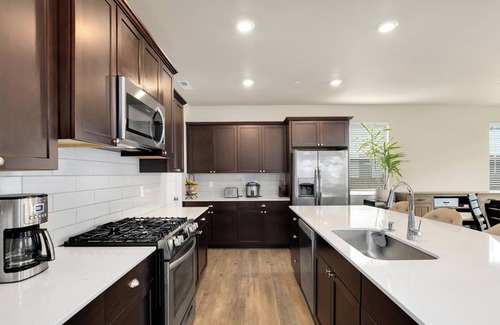 Puyallup Casa | PY2: Multigen Villa