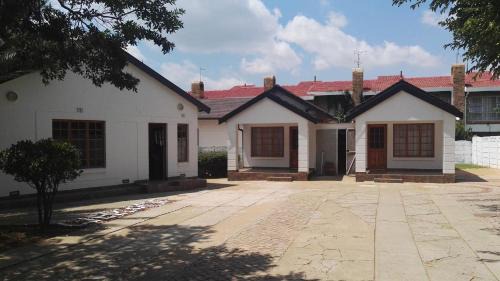 Welkom Casa | Pyramid Guest Lodge