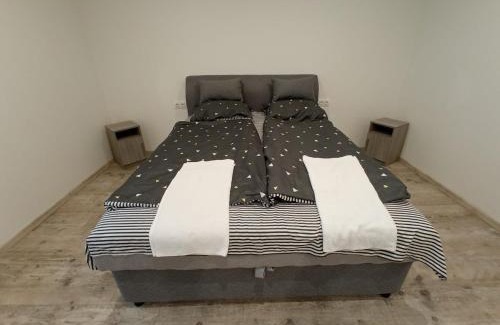 Magyarboly Apartamento | Pyramids Piramis Vendeghaz