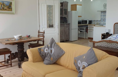 Saint-Gaudens Apartamento | Pyrenees View - Brand New For Summer 2023 - Stunning Views & Garden