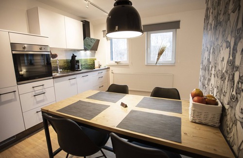 Brilon Apartamento | Q-Stall am Poppenberg, Apartment Q5 - newly renovated in a secluded location