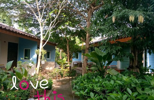 Lumphli Complejo | Q Zone Boutique House