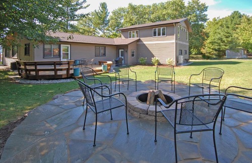 Empire Casa | Q3 at Little Glen Lake