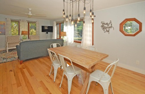 Empire Casa | Q3 at Little Glen Lake