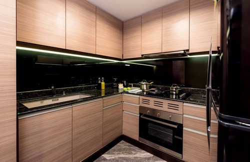 Sukhumvit Hotel | Qiss Residence by Bliston